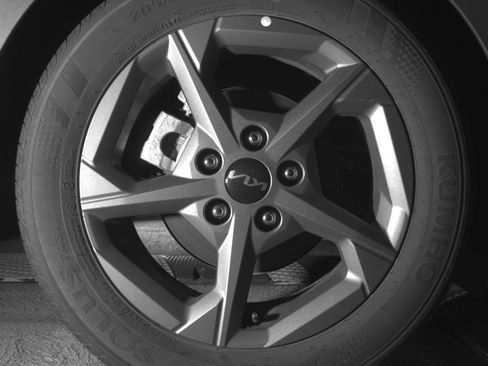 Used 2025 Kia K4 FWD image 15