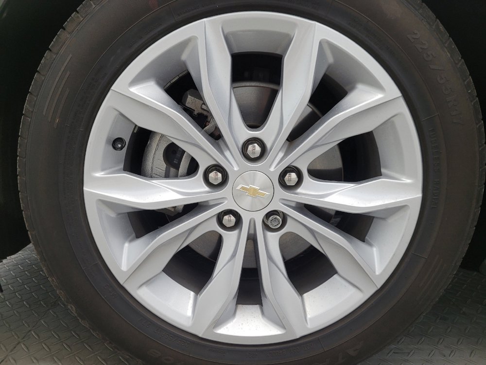 Used 2023 Chevrolet Malibu LT FWD image 31