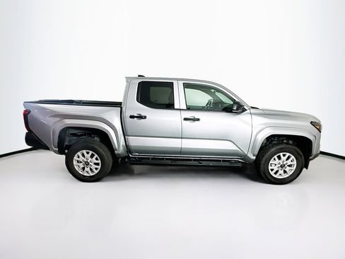 Used 2025 Toyota Tacoma SR RWD image 10