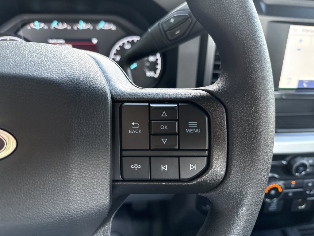 New 2026 Ford F350 XL w/ 360-Degree Camera Package RWD image 24