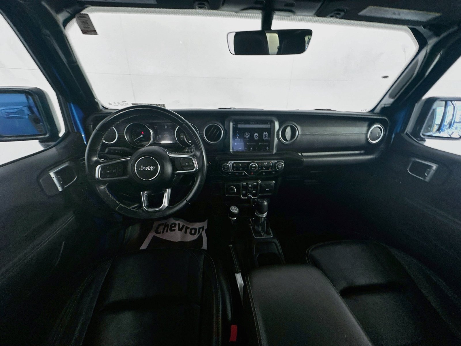 Used 2022 Jeep Wrangler Unlimited Sahara w/ Cold Weather Group AWD/4WD image 21