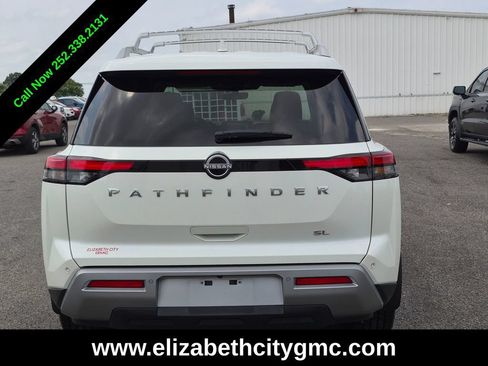 Used 2024 Nissan Pathfinder SL w/ SL Premium Package FWD image 7