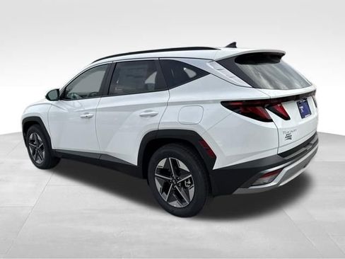 New 2026 Hyundai Tucson SEL FWD image 3