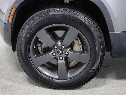 Used 2020 Land Rover Defender 110 SE image 46