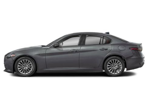 Used 2024 Alfa Romeo Giulia Ti AWD/4WD image 6
