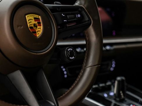 Used 2021 Porsche 911 Turbo S image 47