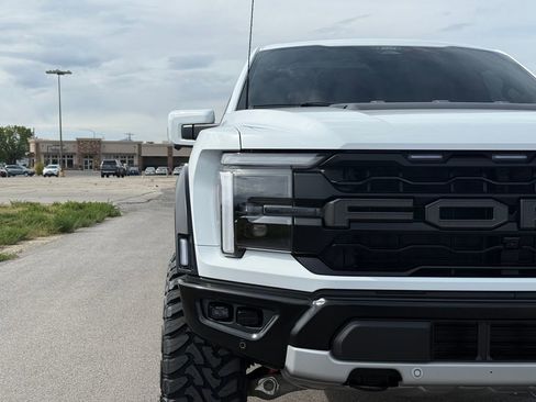 Used 2026 Ford F150 Raptor AWD/4WD image 6