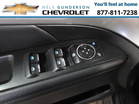 Used 2017 Ford Explorer XLT image 16