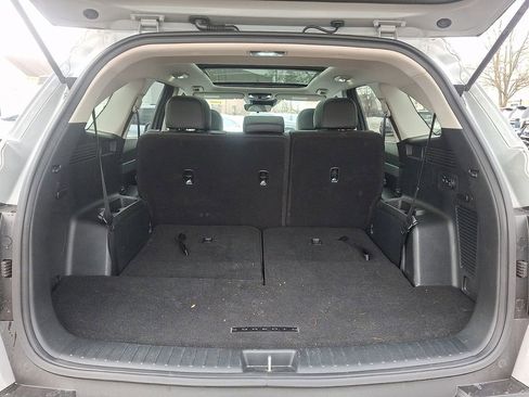 Used 2023 Kia Sorento S w/ Panoramic Sunroof Package image 28