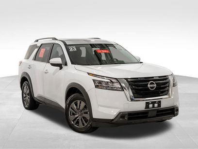 Used 2022 Nissan Pathfinder SV