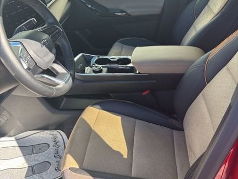 Used 2026 Chevrolet Equinox ACTIV image 12