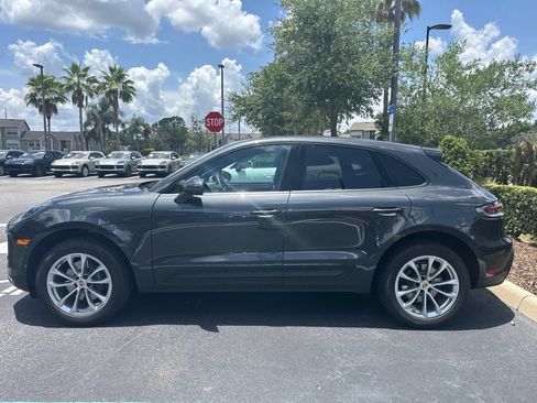 Certified 2026 Porsche Macan AWD/4WD image 2