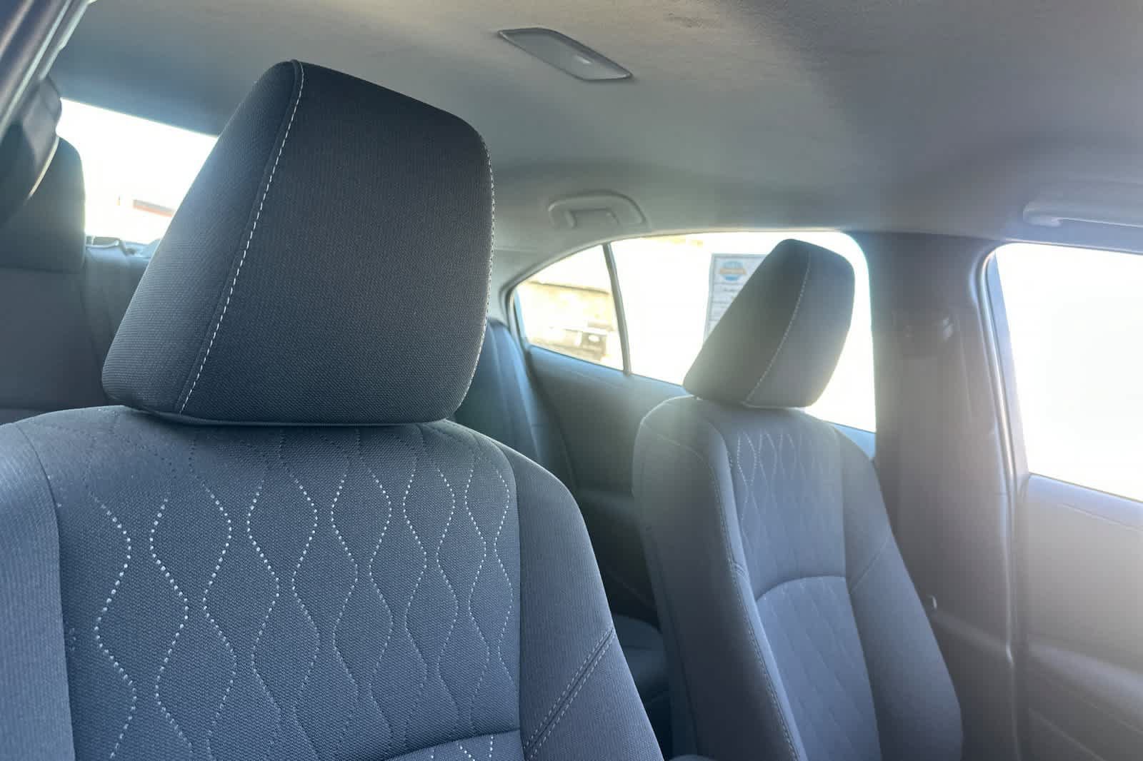 Used 2025 Toyota Corolla LE FWD image 19