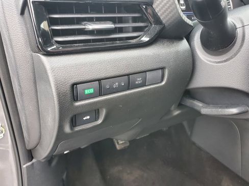 Used 2023 Nissan Sentra SV image 18