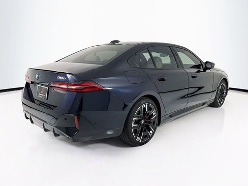 Used 2025 BMW i5 M60 w/ Premium Package AWD/4WD image 9