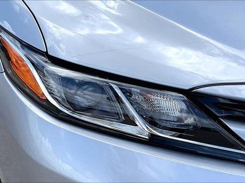 Certified 2020 Toyota Camry LE FWD image 26