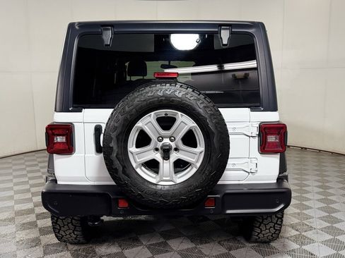 Used 2021 Jeep Wrangler Unlimited Sport image 5