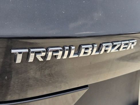 Used 2021 Chevrolet TrailBlazer LS FWD image 14