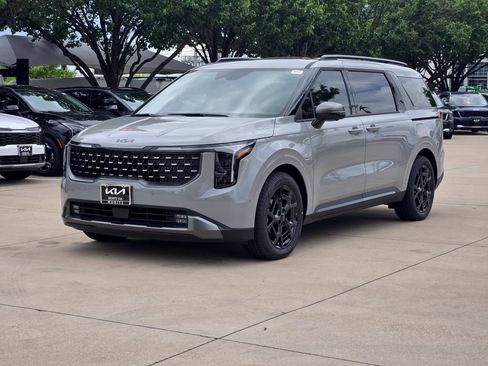 New 2026 Kia Carnival SX Prestige FWD image 2