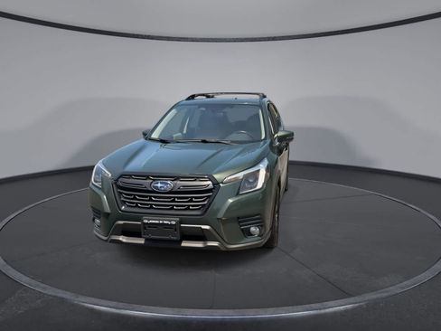 Used 2022 Subaru Forester Limited AWD/4WD image 3