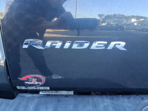 Used 2007 Mitsubishi Raider LS image 35