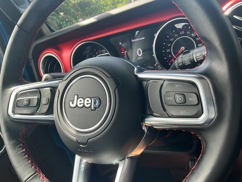Used 2021 Jeep Wrangler Unlimited Rubicon AWD/4WD image 24