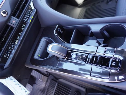 New 2026 Toyota Crown Signia AWD/4WD image 17