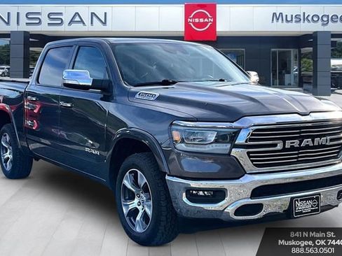 Used 2022 RAM 1500 Laramie AWD/4WD image 1