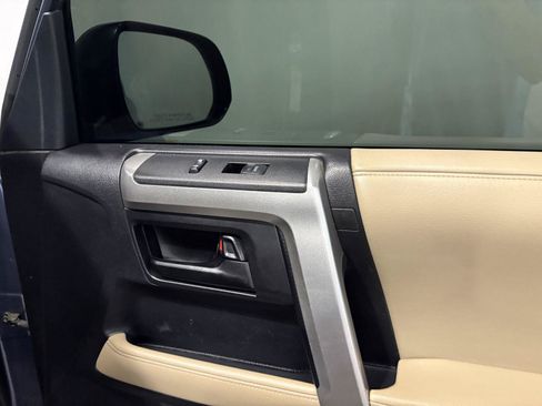 Used 2013 Toyota 4Runner Limited AWD/4WD image 42