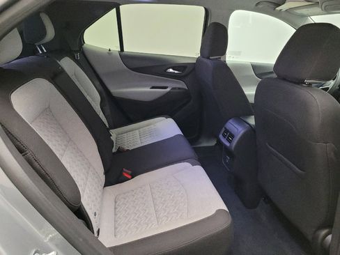 Used 2023 Chevrolet Equinox LT FWD image 19