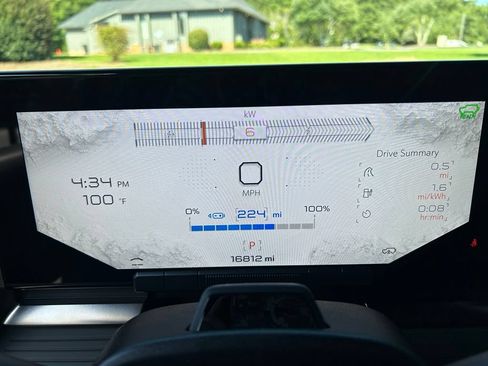 Used 2025 GMC Hummer EV 3X AWD/4WD image 32