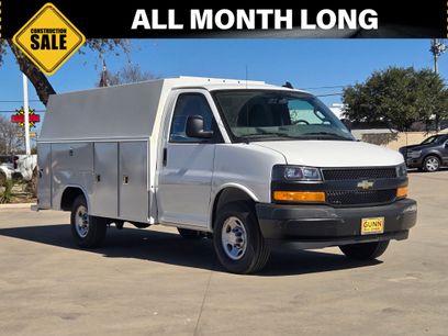 New 2025 Chevrolet Express 3500 w/ Power Convenience Package