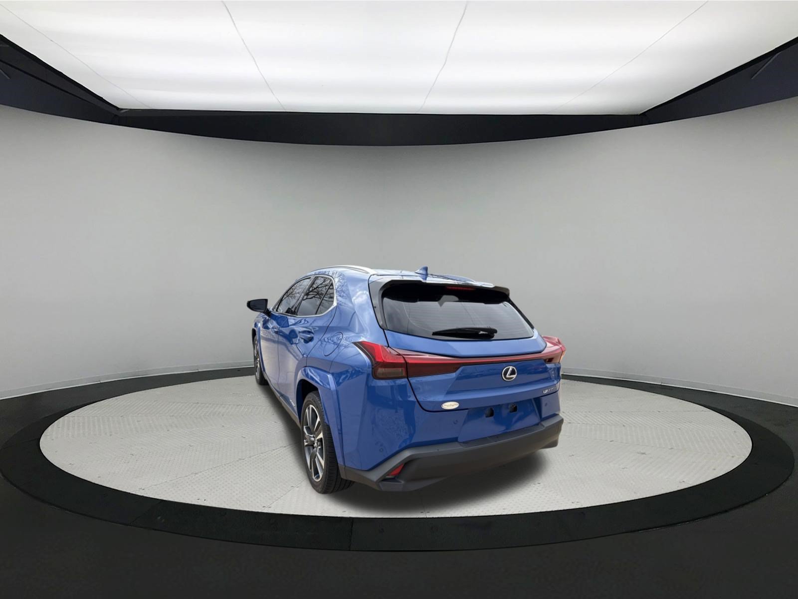Used 2022 Lexus UX 250h w/ Premium Package AWD/4WD image 3