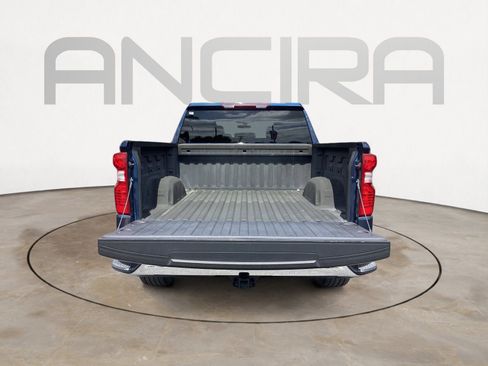Used 2022 Chevrolet Silverado 1500 LT RWD image 14