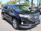 Used 2019 Ford Edge Titanium image 2