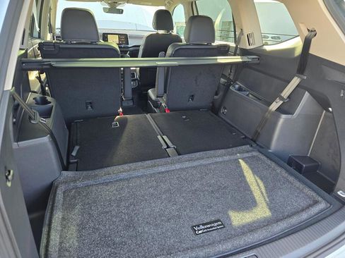 New 2026 Volkswagen Atlas SEL image 17