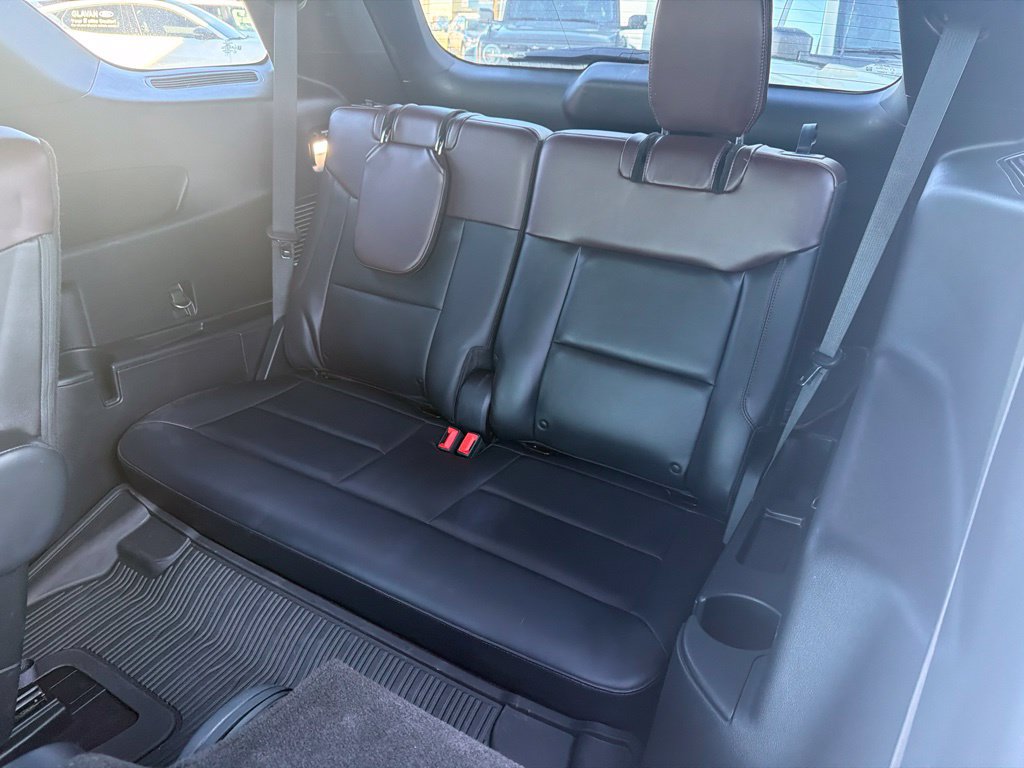 Used 2020 Ford Explorer Platinum w/ Premium Technology Package AWD/4WD image 34