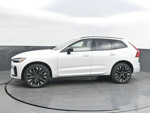 New 2026 Volvo XC60 B5 Ultra w/ Climate Package image 2