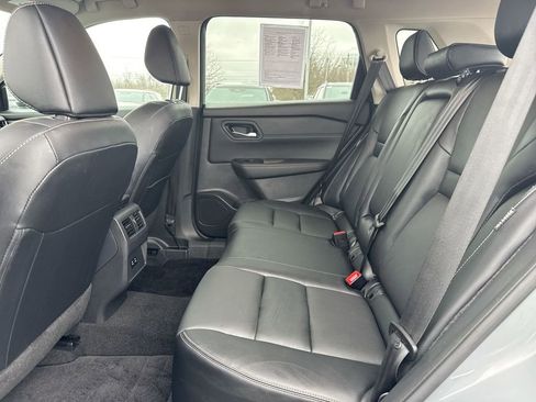 Used 2024 Nissan Rogue SL image 23