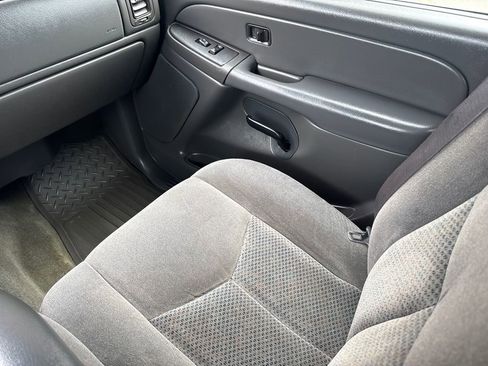 Used 2007 Chevrolet Silverado 1500 LT w/ Extended Cab Value Package image 15