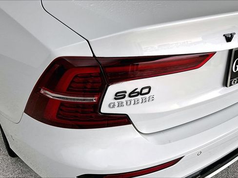 Certified 2023 Volvo S60 B5 Plus w/ Climate Package AWD/4WD image 40