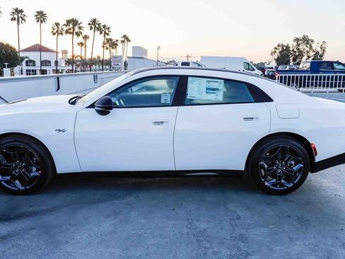 New 2026 Dodge Charger R/T w/ Blacktop Package AWD/4WD image 14