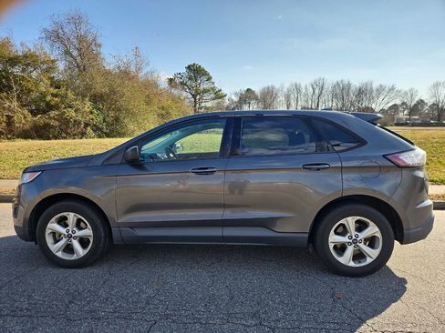 Used 2015 Ford Edge SE image 2