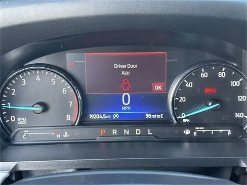 Used 2024 Ford Explorer XLT image 17