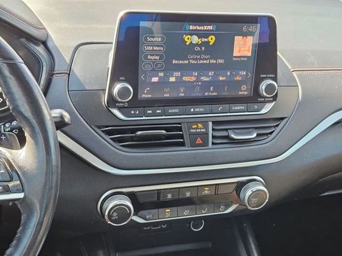 Used 2020 Nissan Altima 2.5 SR FWD image 11