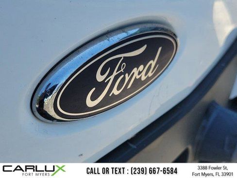 Used 2018 Ford Transit 250 148 Medium Roof RWD image 10