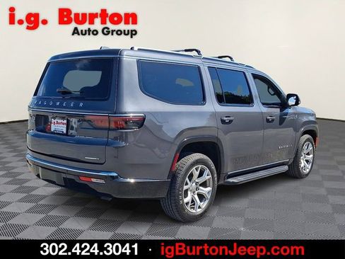 Used 2022 Jeep Wagoneer Series II AWD/4WD image 6