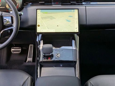 Used 2025 Land Rover Range Rover Sport Dynamic SE image 10