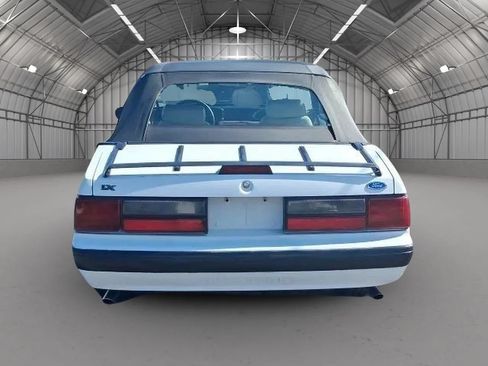 Used 1990 Ford Mustang LX RWD image 5