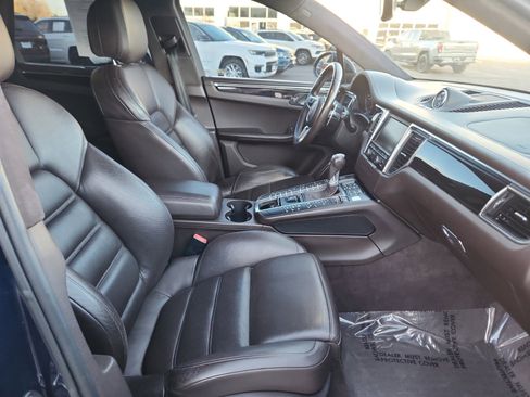 Used 2015 Porsche Macan Turbo image 20